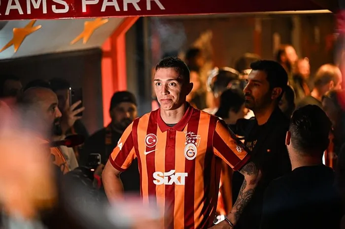 Fernando Muslera Hangi Takımda Kariyerini Sonlandıracağını Açıkladı 