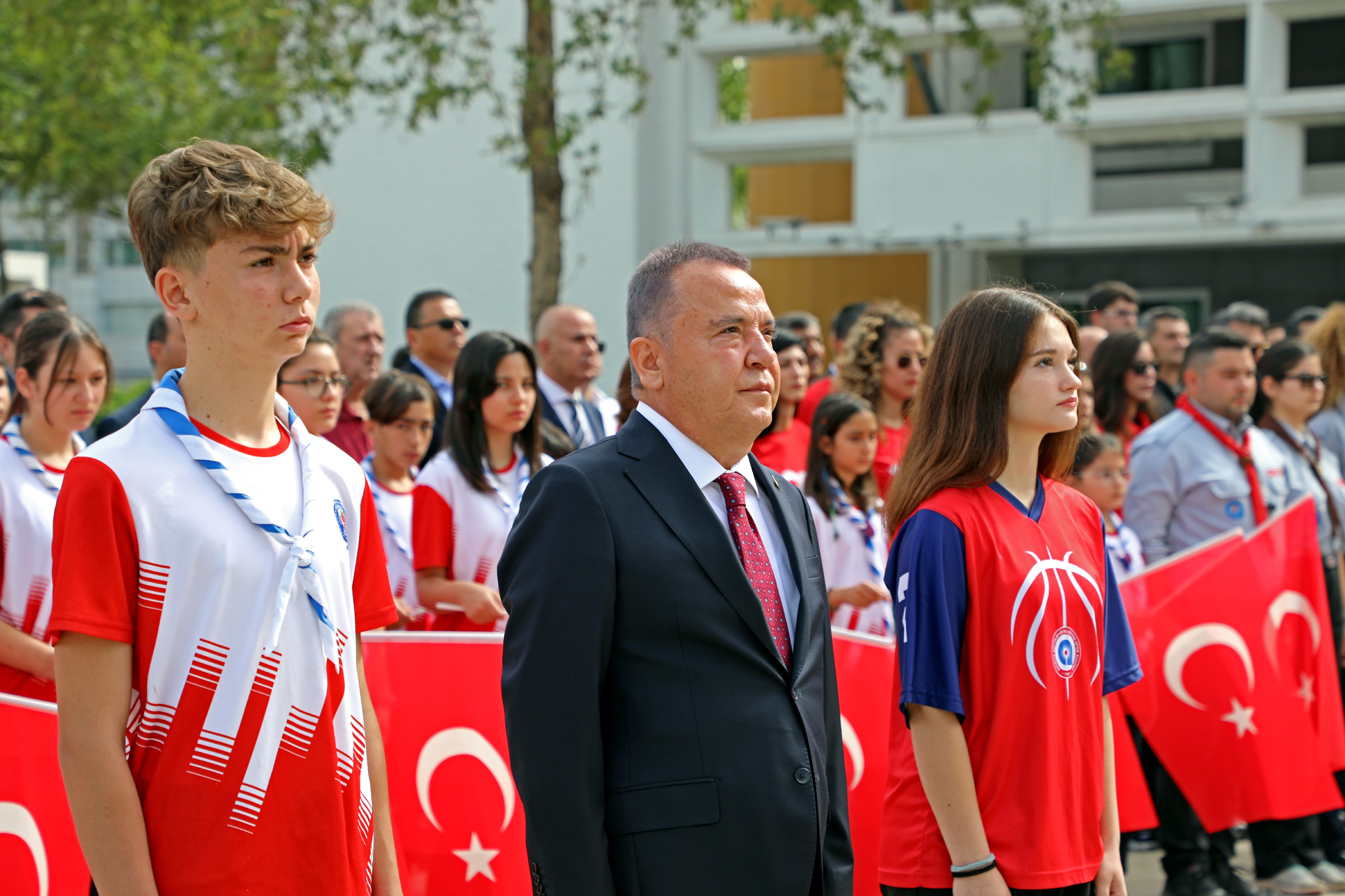 Antalya Büyükşehir Belediyesi’nde 19 Mayıs coşkusu