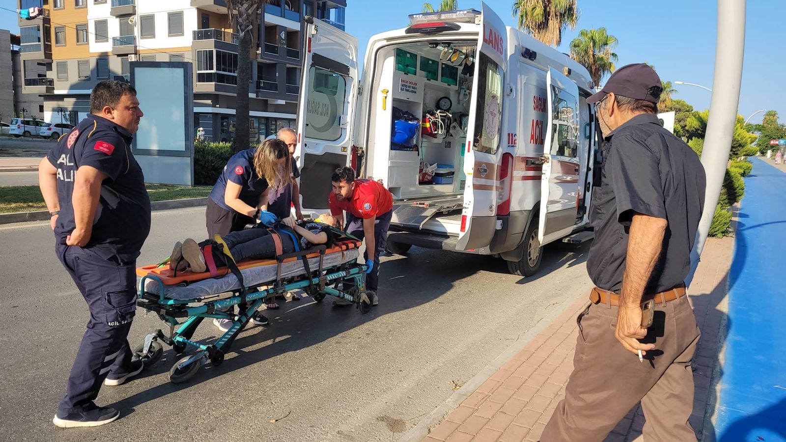  Antalya Gazipaşa'da Hâkimiyetini Kaybeden Elektrikli Bisiklet Sürücüsü Yaralandı