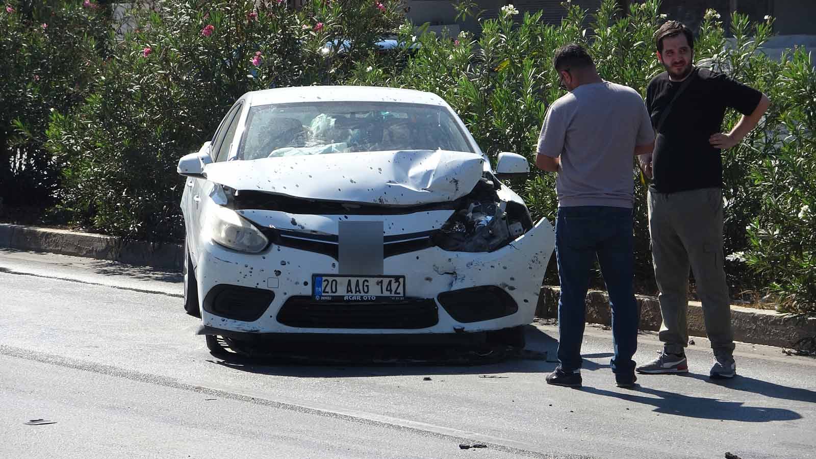 Antalya'da ortalık savaş alanına döndü: 7 araç birbirine girdi, 6 kişi yaralandı