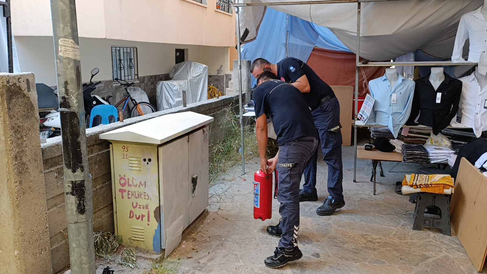 Antalya'da artan klima kullanımı, elektrik hatlarında yangına yol açtı