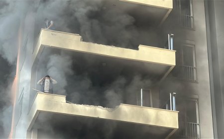 Antalya'da 9 katlı otel inşaatında yangın; işçiler mahsur kaldı