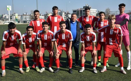 Emin Pehlivanlar, Kepezspor A Takımı'nın altyapı koordinatörlüğü görevine getirildi.