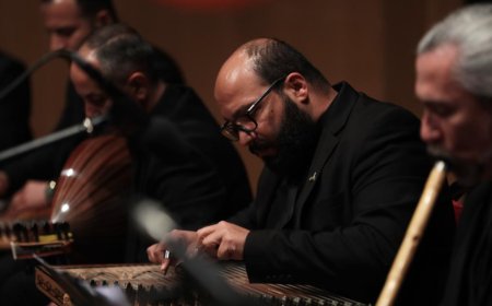 Antalya Büyükşehir Belediyesi İsmail Baha Sürelsan Konservatuvarı, "Saz Eserleri" konseriyle müzikseverlere Türk müziğinin en seçkin eserlerini sundu.