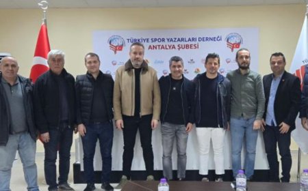 "Emre Belözoğlu'nun Takıma Katılımı, Havanın Radikal Şekilde Değişmesine Neden Oldu"