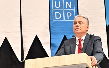 Antalya Muratpaşa Belediye Başkan Ümit Uysal, Antalya Genç İklim Liderleri Platformu (AGİP) tanıtımında sanayileşmiş ülkelerin iklim krizindeki sorumluluğuna dikkat çekti