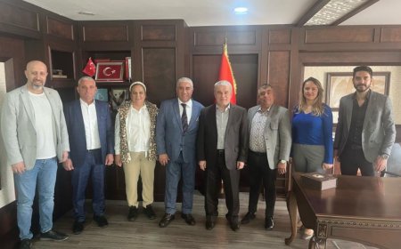 Çorum İş İnsanları Platformu, Kepez Kaymakamı Şahin ile bir araya geldi