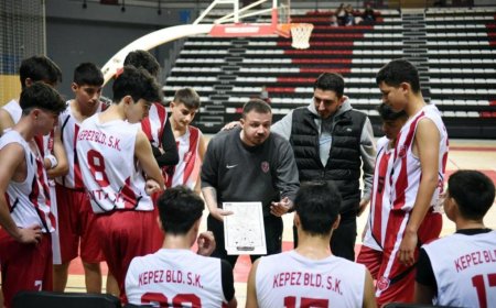 Kepez Belediyespor Kulübü'nün U16 Erkek Basketbol Takımı, ilk 4 maçını yenilgisiz tamamladı.