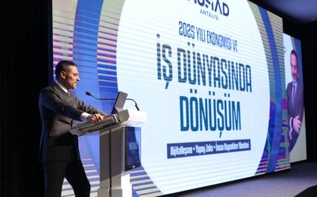 İş dünyasında dijital dönüşüm ve 2025 ekonomisi MÜSİAD Antalya’da konuşuldu