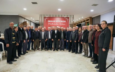 Manavgat Belediyesi Emekli Çalışanlarını Teşekkür Yemeğinde Ağırladı