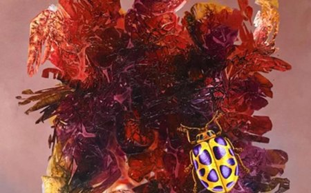 Muratpaşa Belediyesi, Antalya’nın 58 usta sanatçısını bir araya getirerek, resim ve heykel sanatının seçkin örneklerini sanatseverlerle buluşturuyor.