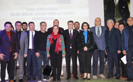 Akdeniz Üniversitesi'nde ‘Türk Dünyasında Dilde Birlik: Ortak Türk Alfabesi' konferansı