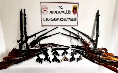 Alanya’da Kaçak Silah Operasyonu: Çok Sayıda Silah Ele Geçirildi
