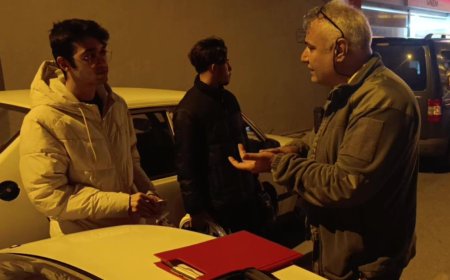 Denetime Takılan Motosiklet Sürücüsüne Polis Nasihatı