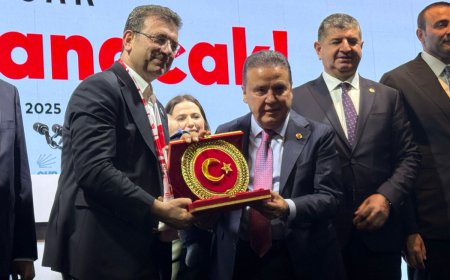 İstanbul Büyükşehir Belediye Başkanı Ekrem İmamoğlu, Antalya’ya geldi.