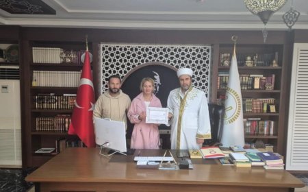 Alanya'da Rus ve Danimarka vatandaşları müslüman oldu