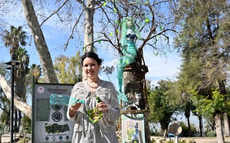 ünlü Rus yazar ve şair Aleksandr Puşkin’in Ruslan ve Ludmila şiiri, atık malzemelerden yapılan heykele dönüştü.