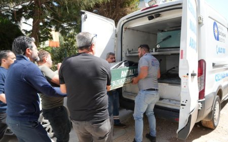 Tartıştığı babasını çok sayıda bıçak darbesiyle öldüren şüpheli, polis ekiplerince yakalandı