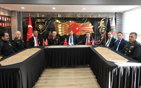 VALİ ŞAHİN, ŞEHİT YAKINLARI VE GAZİLERİ ZİYARET ETTİ