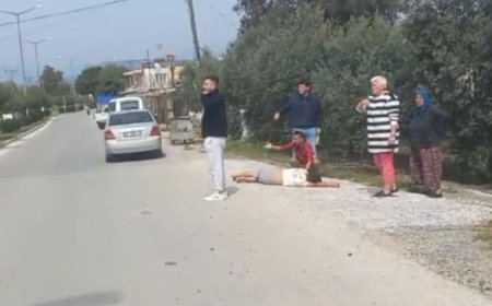 Antalya'da Trafik Kazasında Yolcu Takla Atan Araçtan Yola Fırlayarak Yaralandı