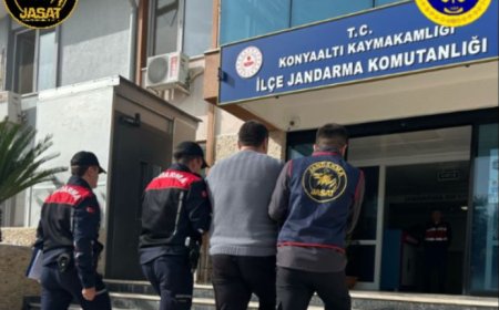 Sahte Kimlik Kullanan Suç Örgütü Lideri, 11 Yıl 2 Ay Hapis Cezasıyla Yakalandı