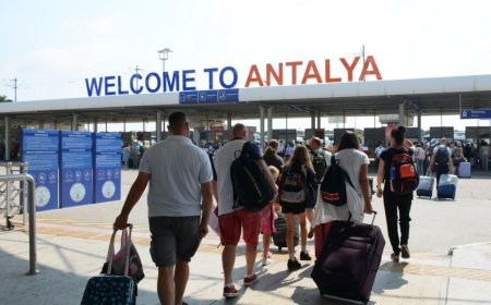 Tatil uzadı, Antalya doldu: Otellerde yüzde 80 doluluk bekleniyor