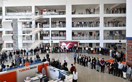 Başkan Uysal, Ramazan Bayramı'nda 'Birlik ve Mücadele' Mesajı Verdi