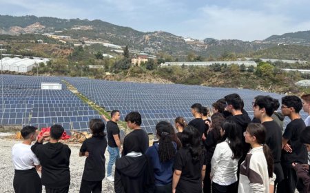 Alanyalı öğrenciler güneş enerjisi üretimini yerinde gördü