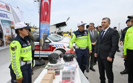 Antalya'da Bayram Trafiği İçin Kamyonlara Sınırlama Getirildi