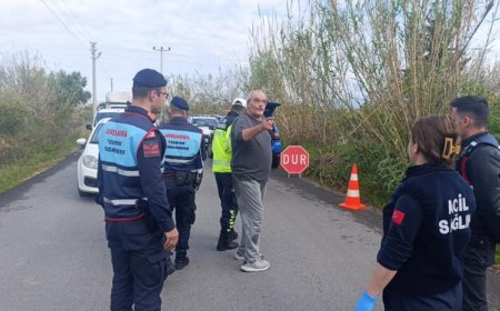 Antalya’da Alkollü Sürücü Jandarma ve Sağlık Ekiplerine Zor Anlar Yaşattı