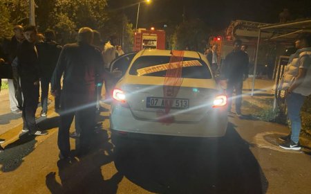 Antalya'da yabancı uyruklu damat ve gelinin düğünde bulunduğu sırada evleri yandı.