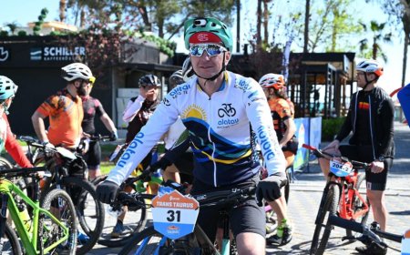 Kemer’de bu yıl üçüncüsü düzenlenen Trans Taurus Dağ Bisikleti Etap Yarışı, sıralama yarışıyla başladı.