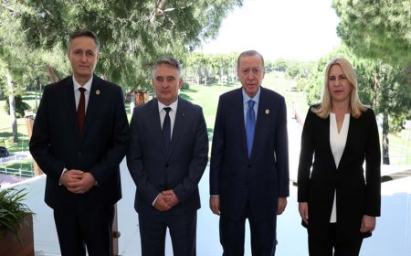 Cumhurbaşkanı Erdoğan'dan ADF'de diplomasi trafiği