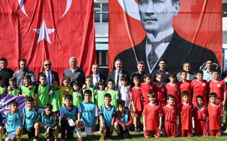 Minik Sporcular Sahada: 23 Nisan Futbol Turnuvası Başladı