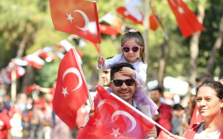 Antalya’da 23 Nisan Bayramı Türk Yıldızları ve Mustafa Sandal’la Şenlenecek