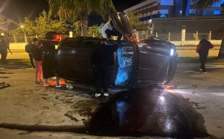 Manavgat’ta Heyecan Dolu Anlar: Araçta Mahsur Kalanlar Vatandaşlarca Kurtarıldı