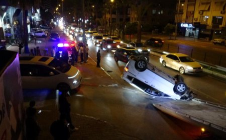 Antalya'da Takla Atan Araç Zincirleme Kazaya Neden Oldu!