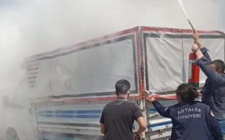 Antalya'da otel personeline yönelik verilen yangın eğitimi sırasında tatbikat gerçek oldu.