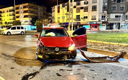 Gazipaşa’da Kırmızı Işık İhlali Kazaya Neden Oldu: 4 Yaralı