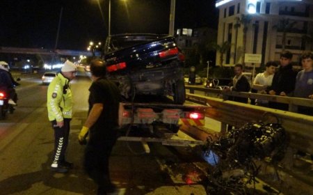 Antalya’da Korkunç Kaza: Genç Sürücü Hayatını Kaybetti, 3 Yaralı