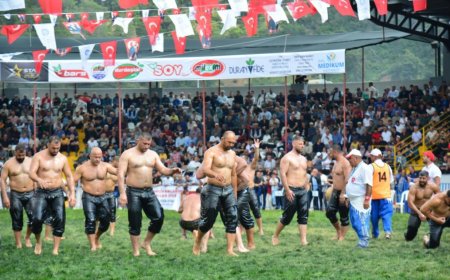 Kumluca’da Geleneksel Güreş Heyecanı: 26. Kez Festival Coşkusu