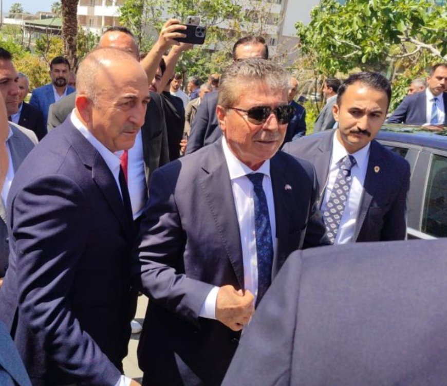 KKTC Başbakanı Ünal Üstel'den Mevlüt Çavuşoğluna taziye ziyareti
