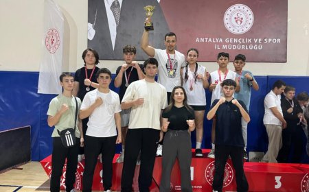 Kemer Belediyesi Kick Boks Takımı'ndan Antalya'da Büyük Başarı