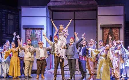 ‘7 Kocalı Hürmüz’ Sezon Finaliyle Sahneye Veda Ediyor