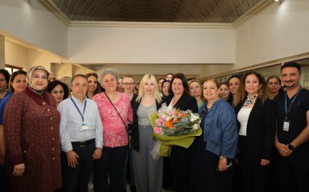 Antalya Akdeniz Üniversitesi’nde Hemşireler Günü kutlandı .
