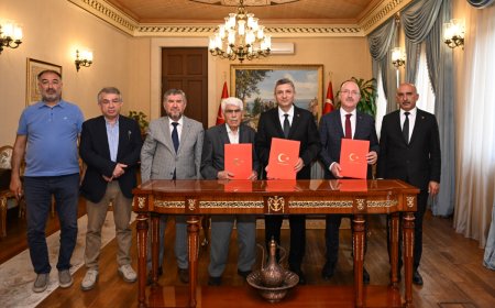 Manavgat’a Yeni Ortaokul Geliyor: 24 Derslikli Okul İçin Protokol İmzalandı