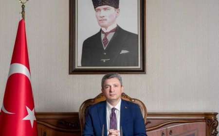 Antalya Valisinin Kutlama Mesajı: “19 Mayıs, Bağımsızlığın ve Umudun Simgesidir”