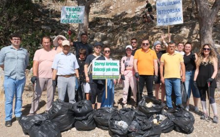 Kemer’de Yabancı Kadınlardan Çevreye Duyarlı Hareket