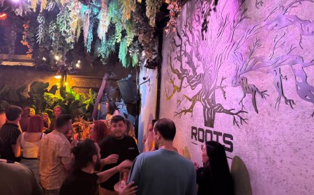 Kaleiçi’nde Cumartesi Yoğunluğu, ROOTS DJ Performans ile Zirveye Ulaştı