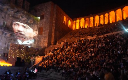 Aspendos Antik Tiyatrosu’nda Coşkulu 19 Mayıs Kutlaması